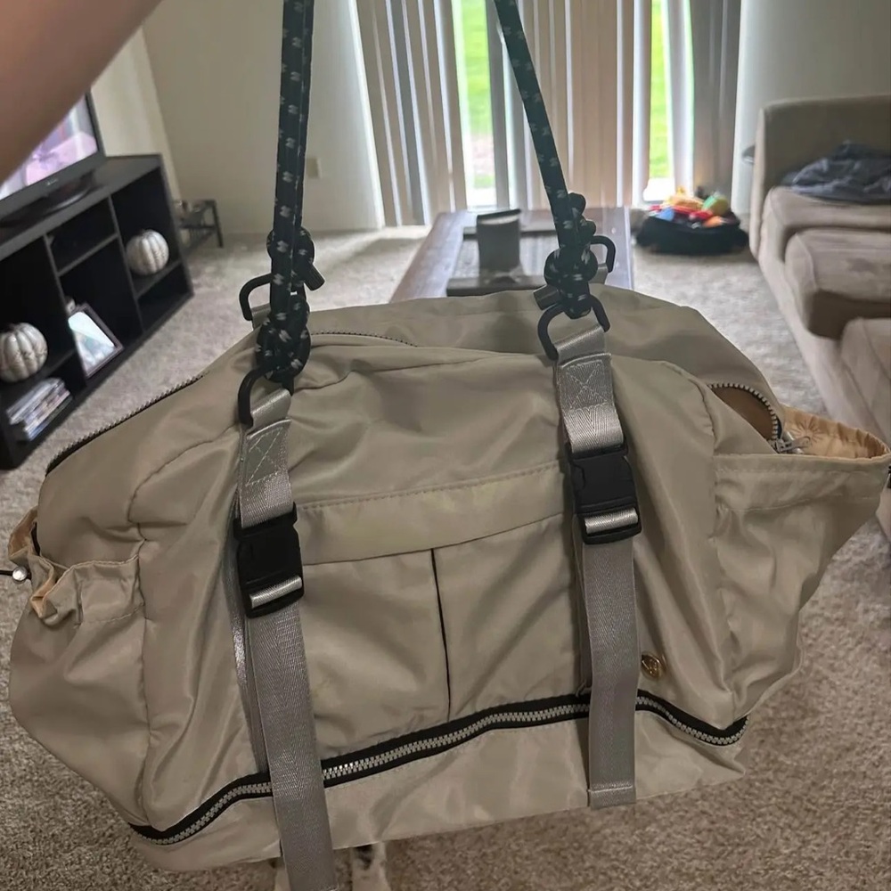 Stylish Beige  gym bag